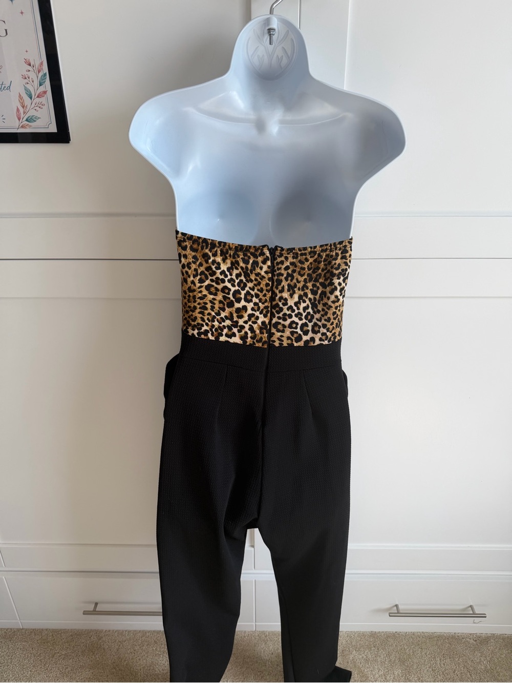 love J Leopard Bustier with Black Trousers and Gold Accent size L - Picture 7 of 11